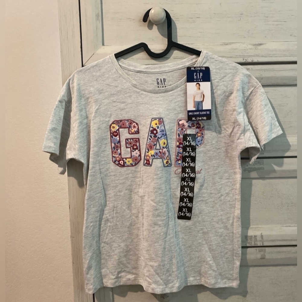 Gap Kids girls short-sleeve tee kids size XL (14/16)